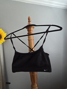 Nike Black Ribbed Cross-Back Sports Bralette
